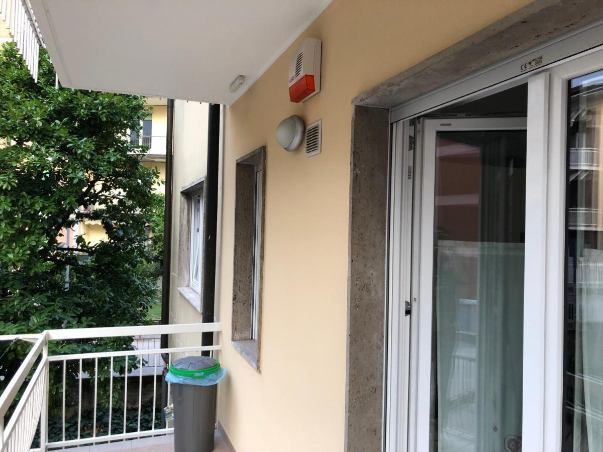 Residence Biancoverde 罗韦雷托 外观 照片