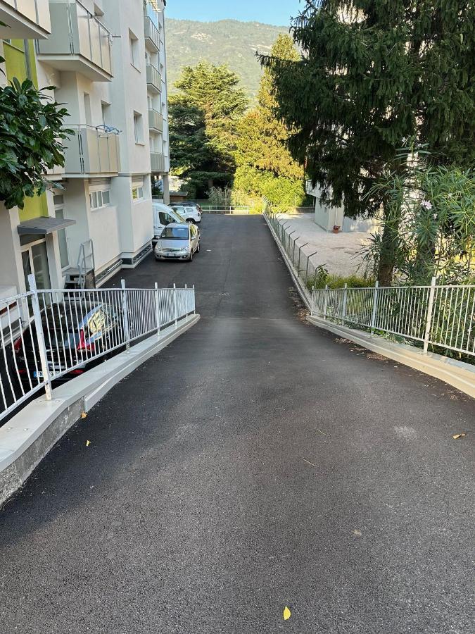 Residence Biancoverde 罗韦雷托 外观 照片